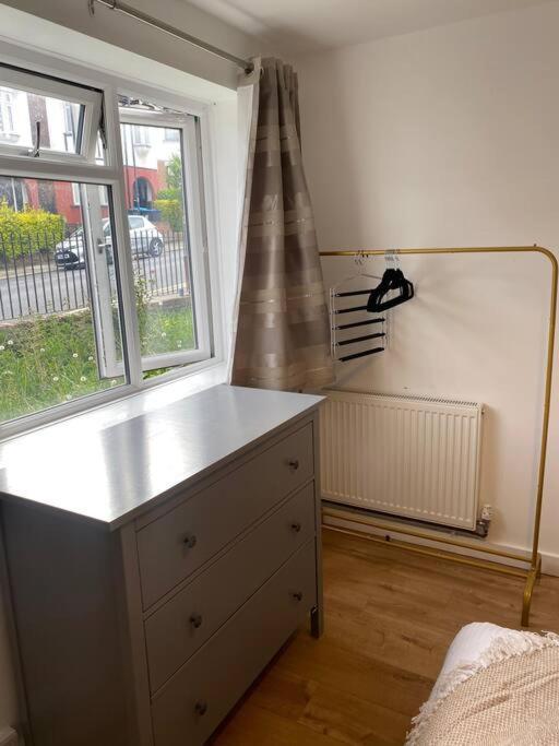 Luxury 2 Bedroom Apartment, Parking, Few Minutes Walk From Wembley Stadium Λονδίνο Εξωτερικό φωτογραφία