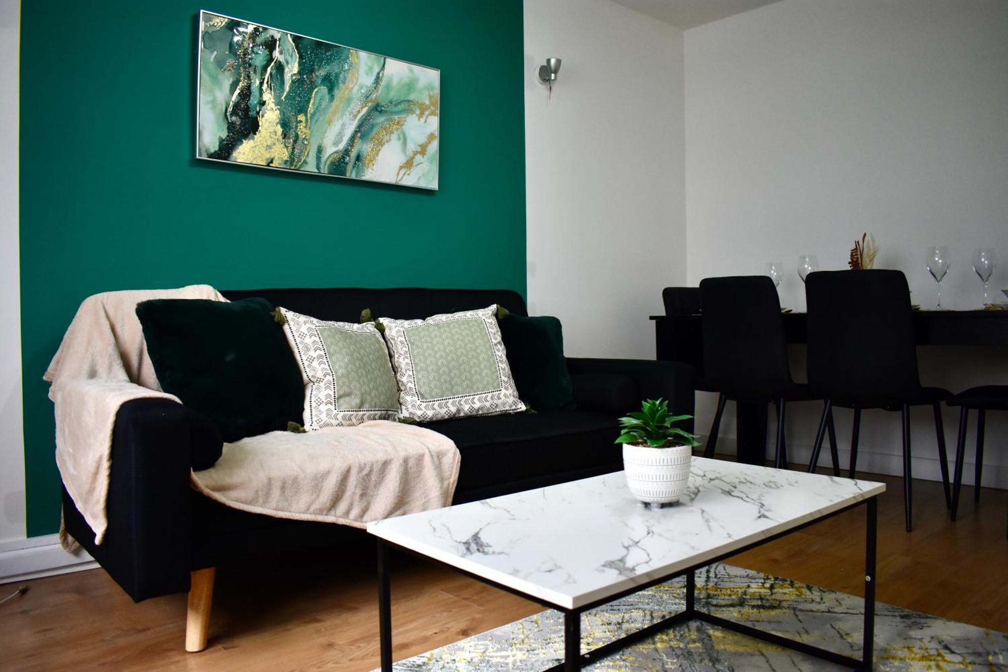 Luxury 2 Bedroom Apartment, Parking, Few Minutes Walk From Wembley Stadium Λονδίνο Εξωτερικό φωτογραφία